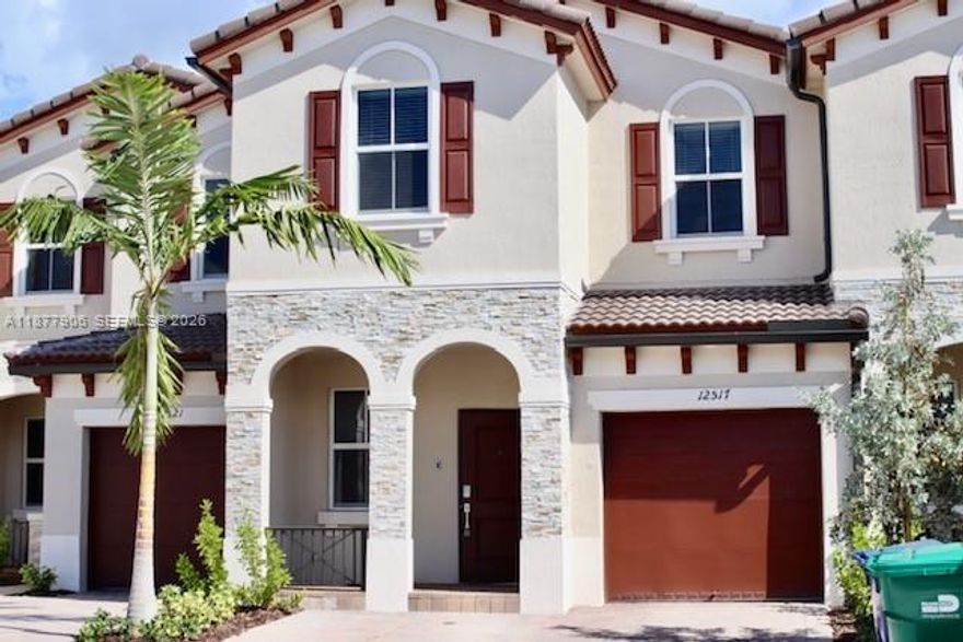 Dont miss the opportunity to live in this Beautiful Tonwhouse...Westview Community of New Single Family Homes. Spacious open concept twostory Townhouse combining kitchen, dining room; large living room to promote a perfect daily family life.Fenced backyard, Garage, and space for 2 more cars with Total of 3 bethrooms, great Master Bedroom with a Spa-inspired bath and large walk-in closet. Two Secondary Bedrooms with access to an adjacent Full Size Bath, Washer and dryer in the unit. ***One of the largest layouts in the community***