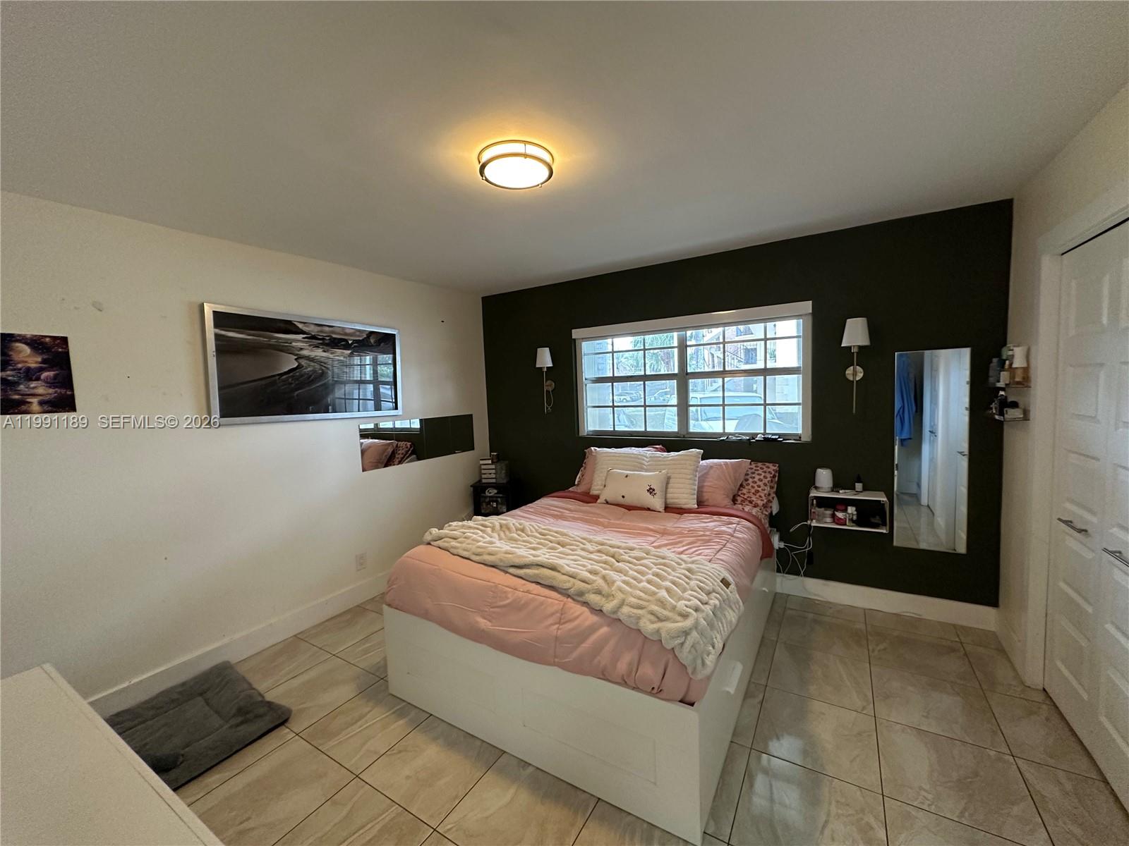 ISLE OF PARADISE CO-OP - Residential
