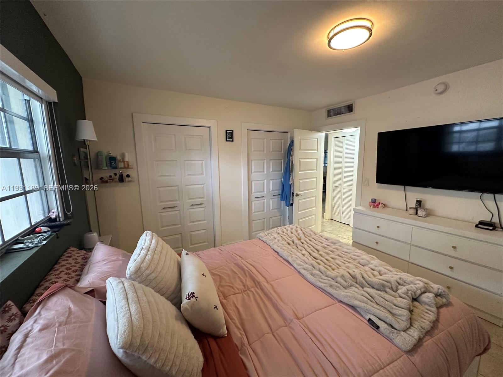 ISLE OF PARADISE CO-OP - Residential