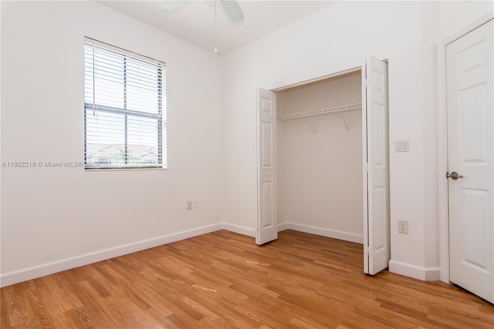 SILVER PALM EAST SEC THRE - Residential