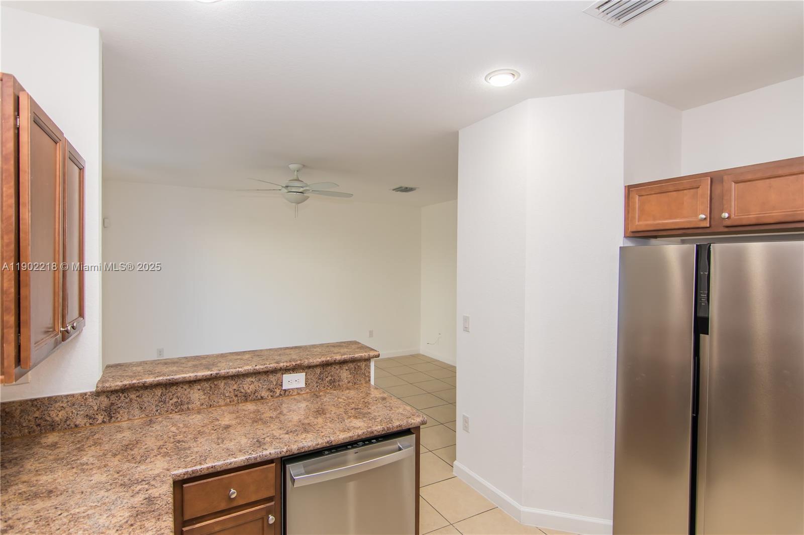 SILVER PALM EAST SEC THRE - Residential