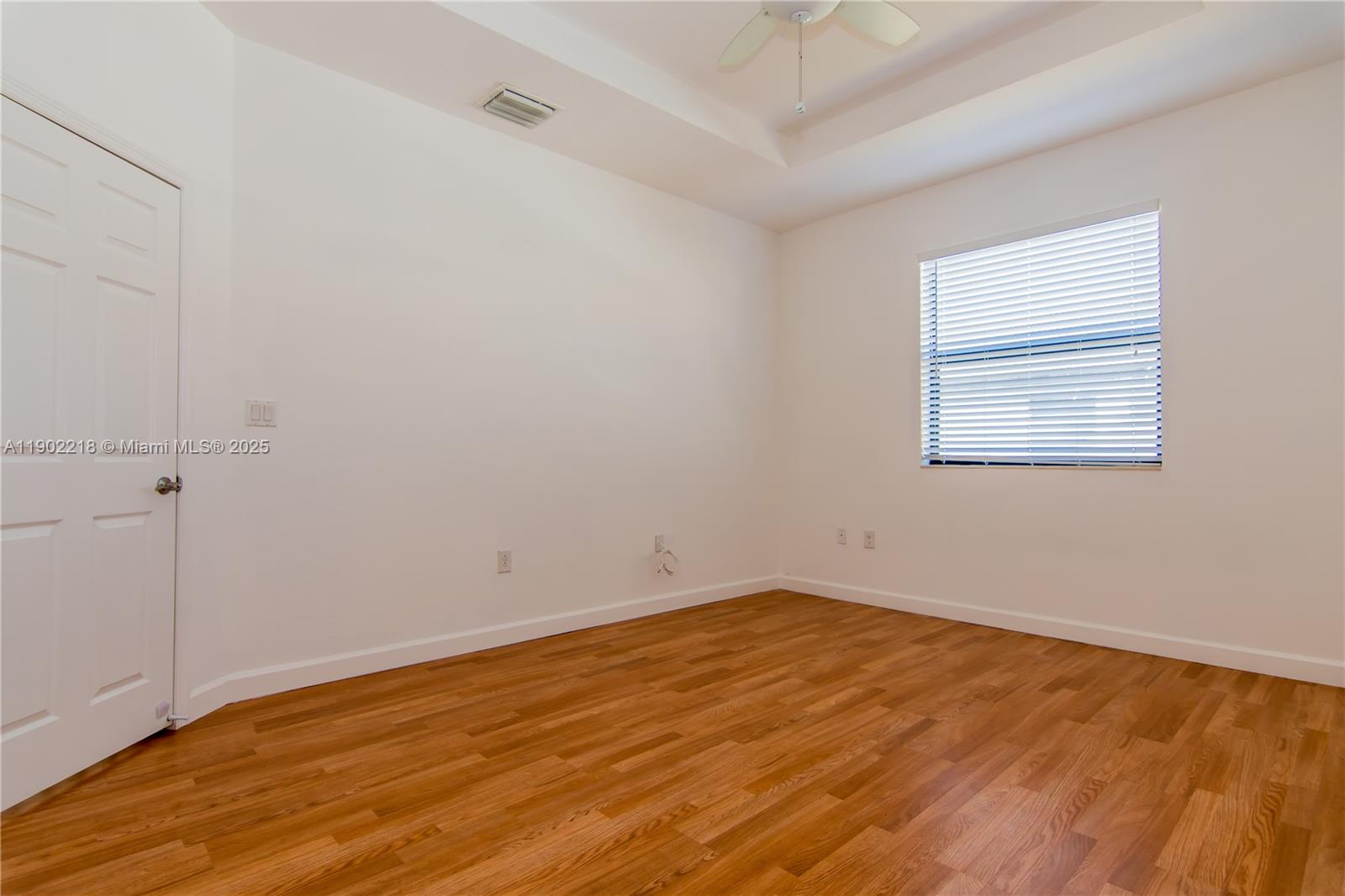 SILVER PALM EAST SEC THRE - Residential