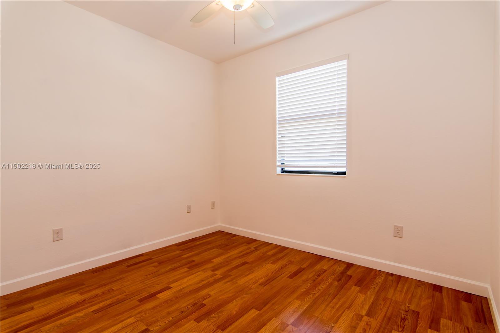 SILVER PALM EAST SEC THRE - Residential