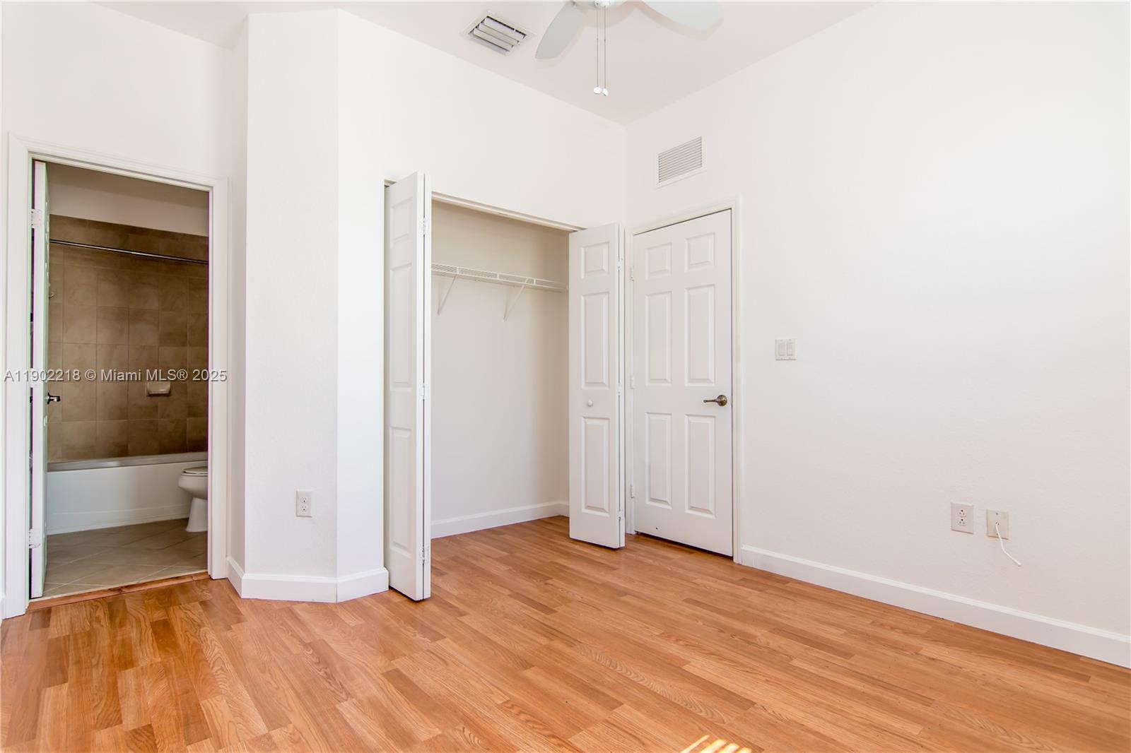 SILVER PALM EAST SEC THRE - Residential