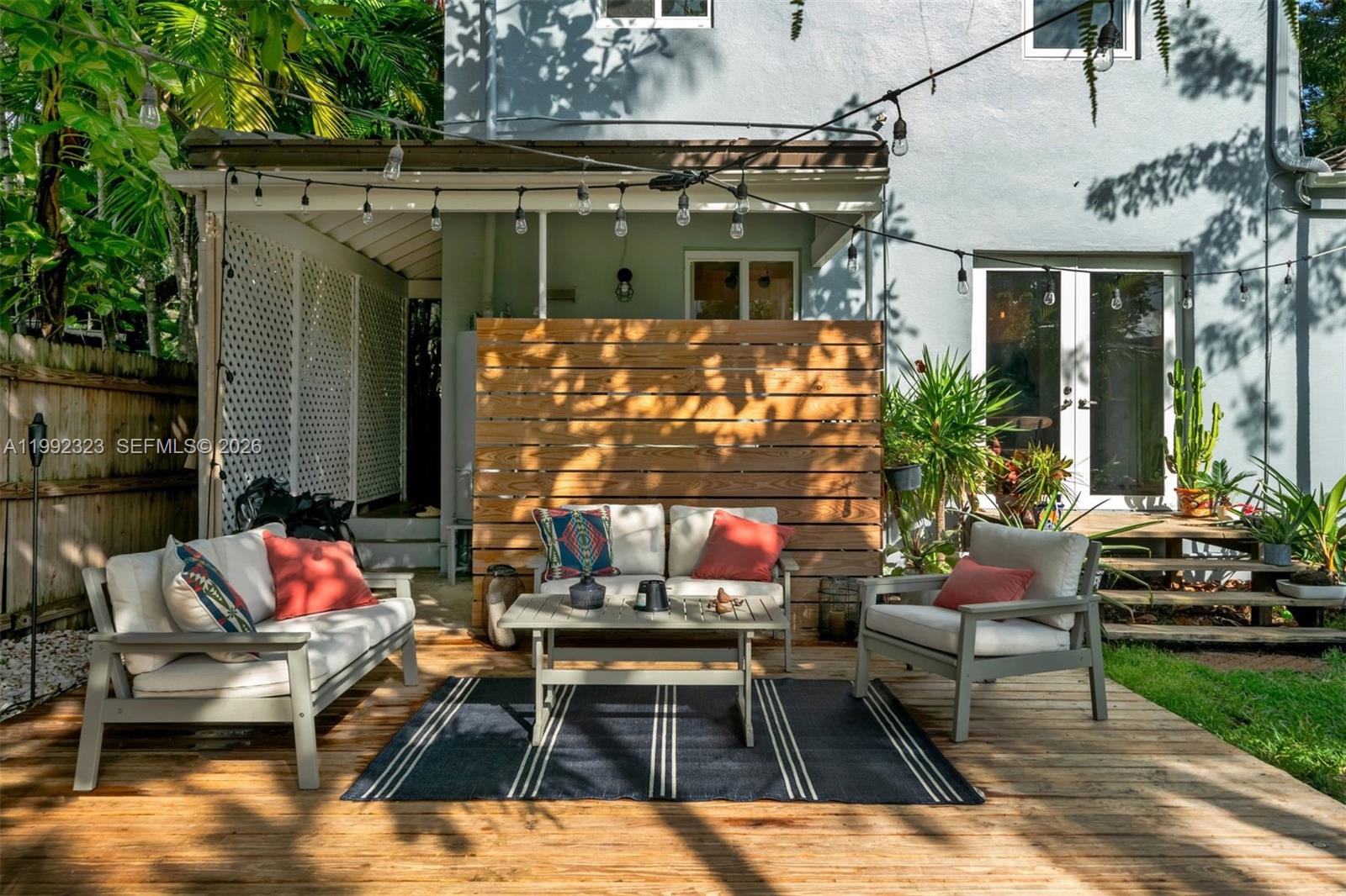 COUNTRY CLUB ADDN - Residential Lease