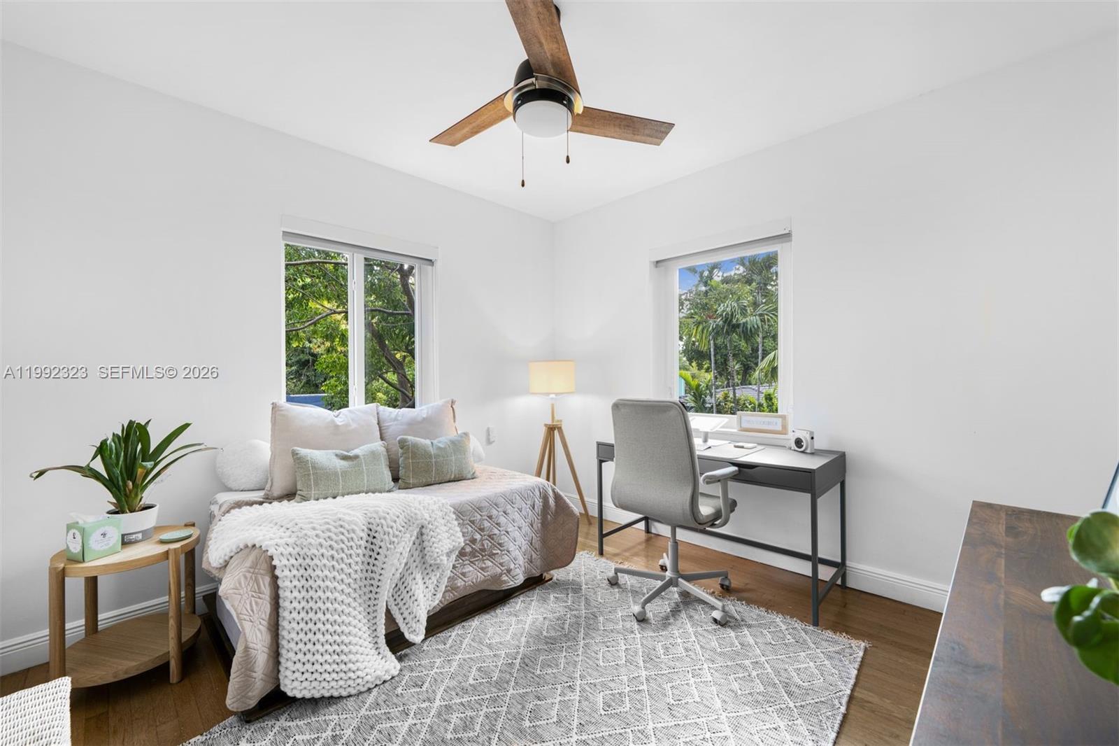 COUNTRY CLUB ADDN - Residential Lease