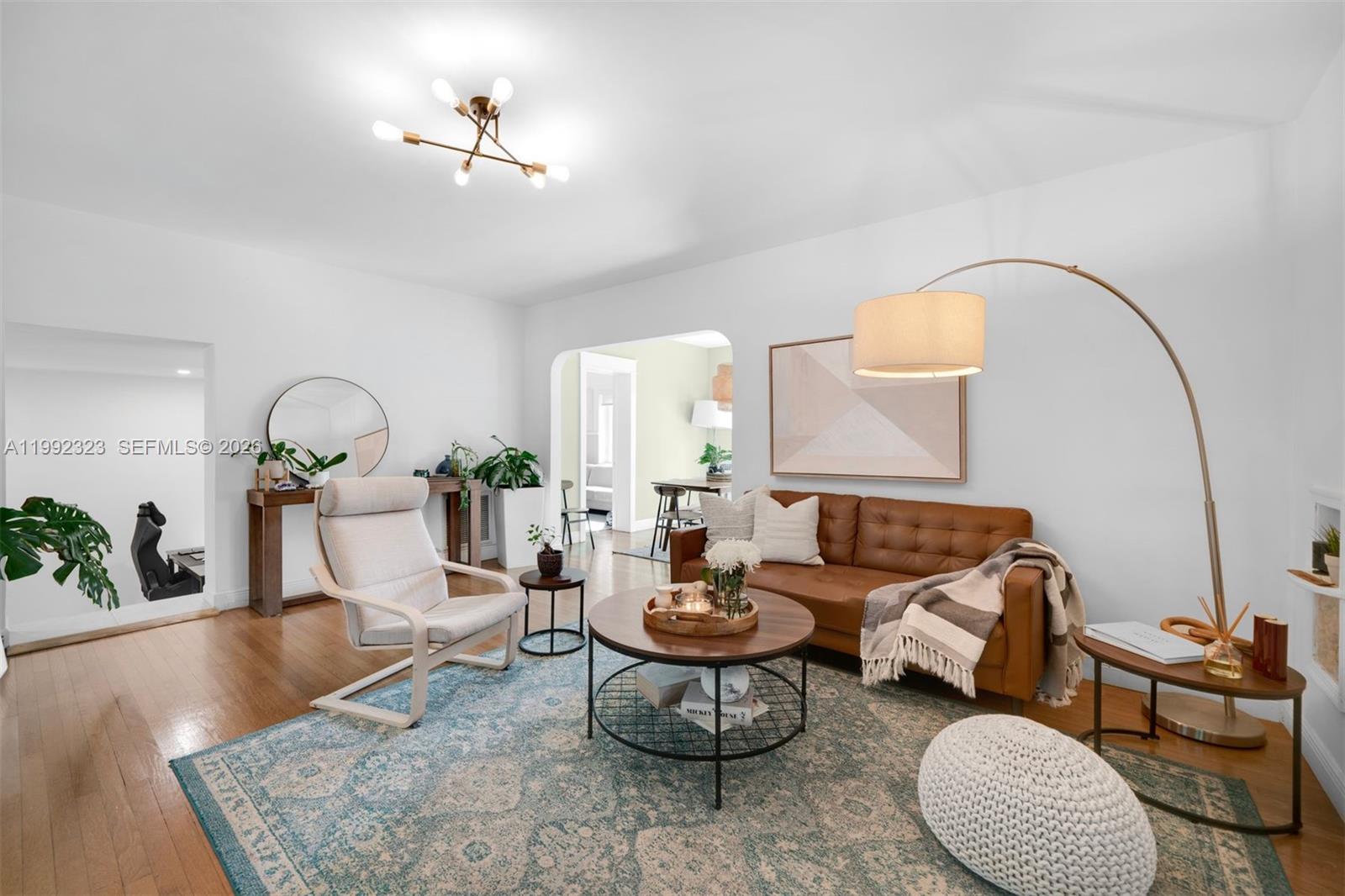 COUNTRY CLUB ADDN - Residential Lease