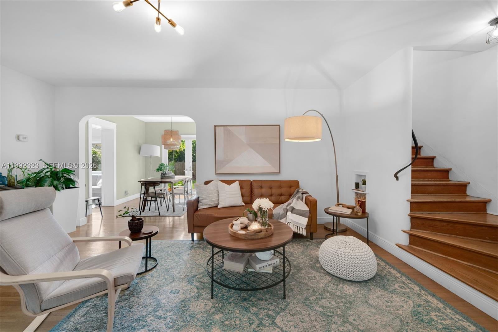 COUNTRY CLUB ADDN - Residential Lease