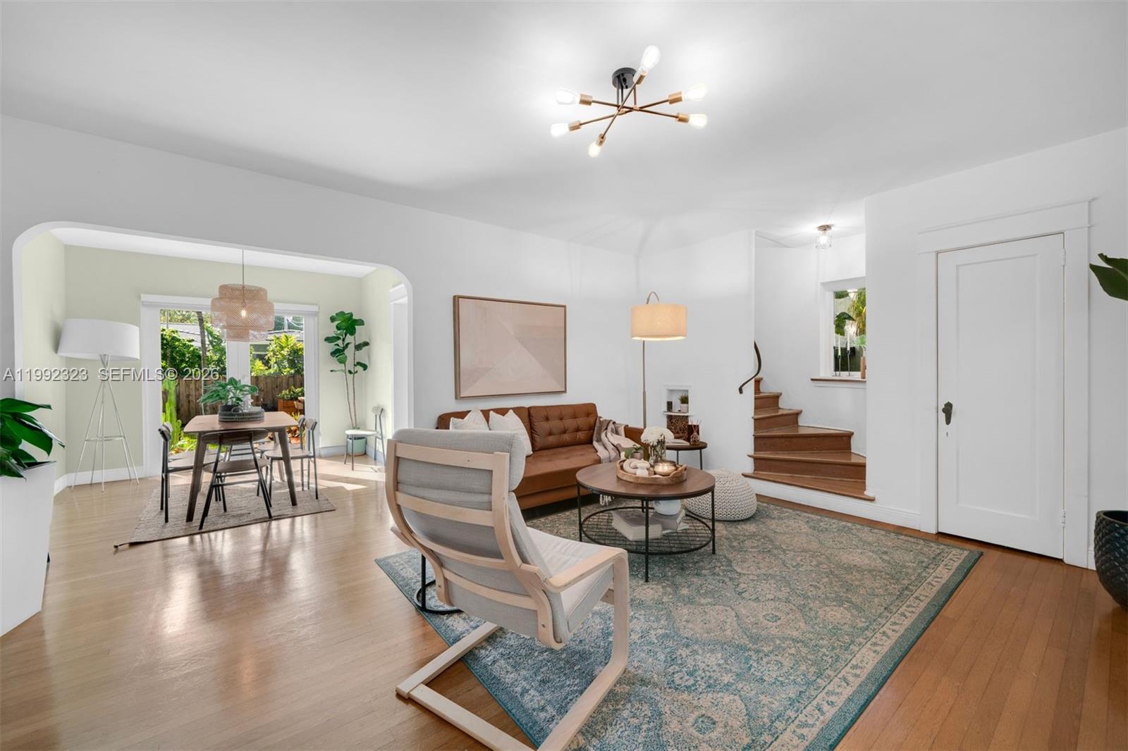 COUNTRY CLUB ADDN - Residential Lease