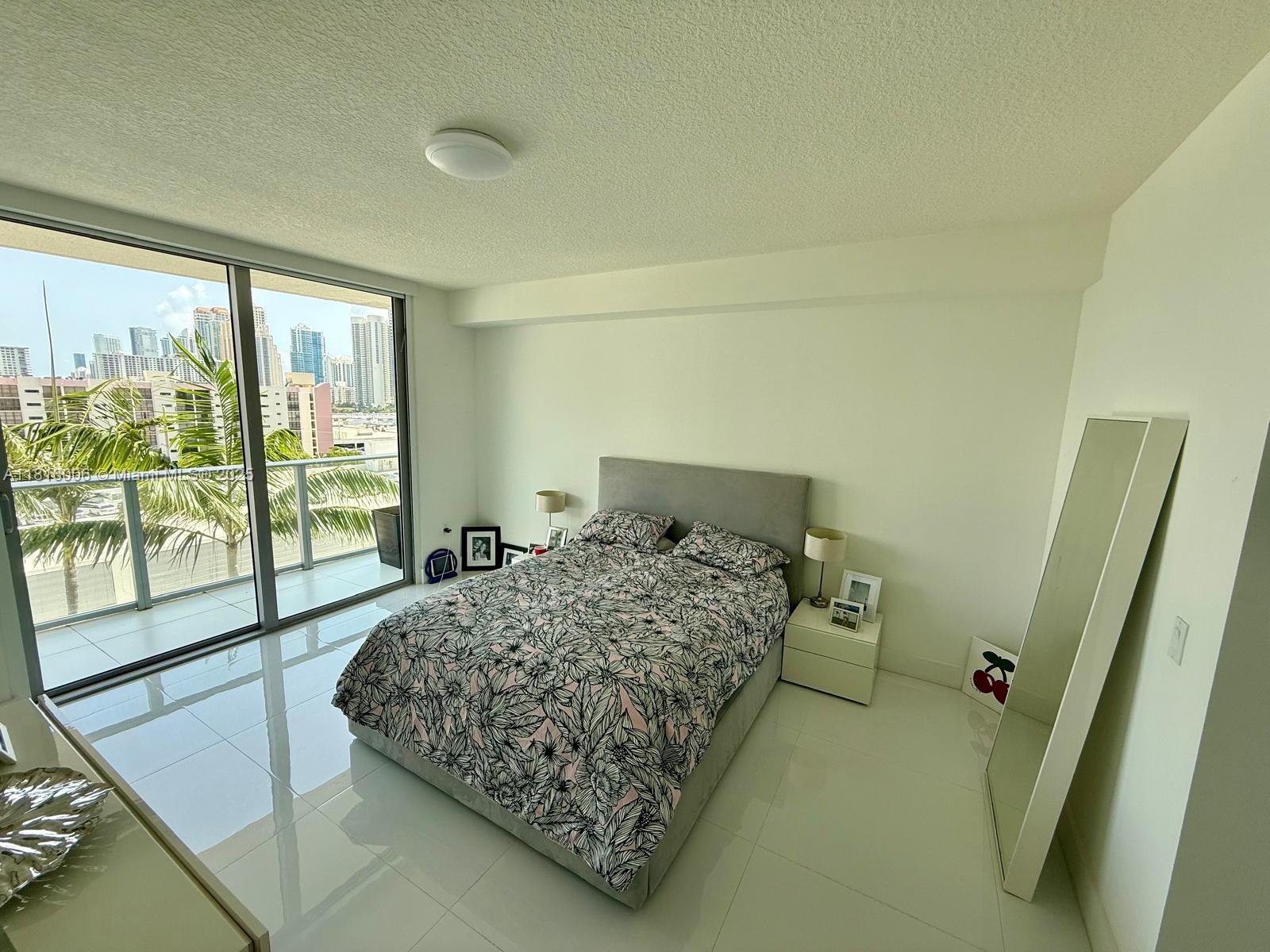 PARQUE TOWERS CONDO - Residential Lease