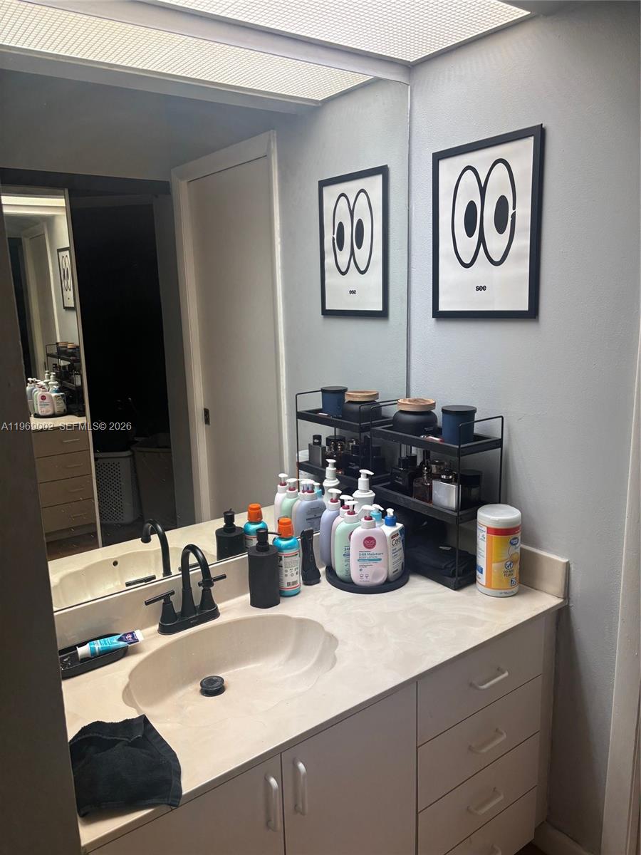KEYS GATE CONDO NO SEVEN - Residential