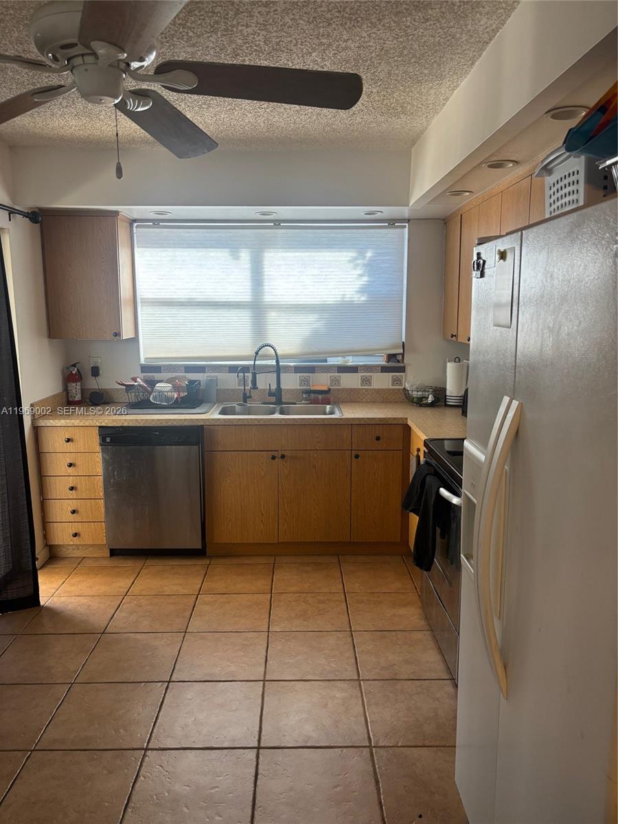 KEYS GATE CONDO NO SEVEN - Residential