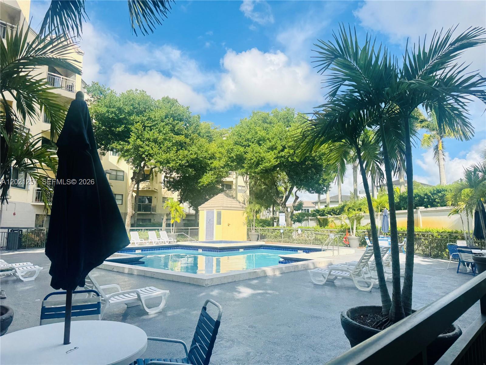 LAS VISTAS AT DORAL CONDO - Residential