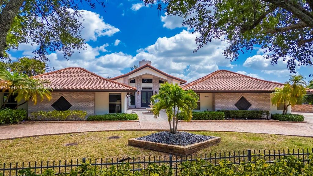 Photo of 4205 NW 100th Ave, Coral Springs, FL 33065 (MLS # A11794819)