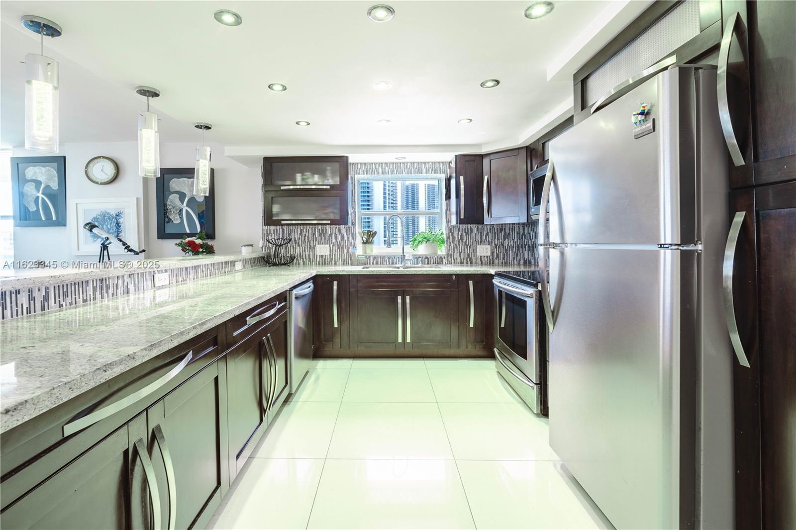 3800 S Ocean Dr 1512A