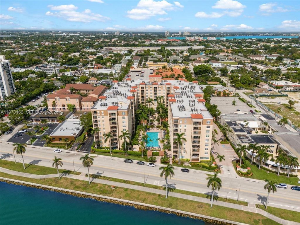 Photo of 1803 N Flagler Dr #213, West Palm Beach, FL 33407 (MLS # A11970166)