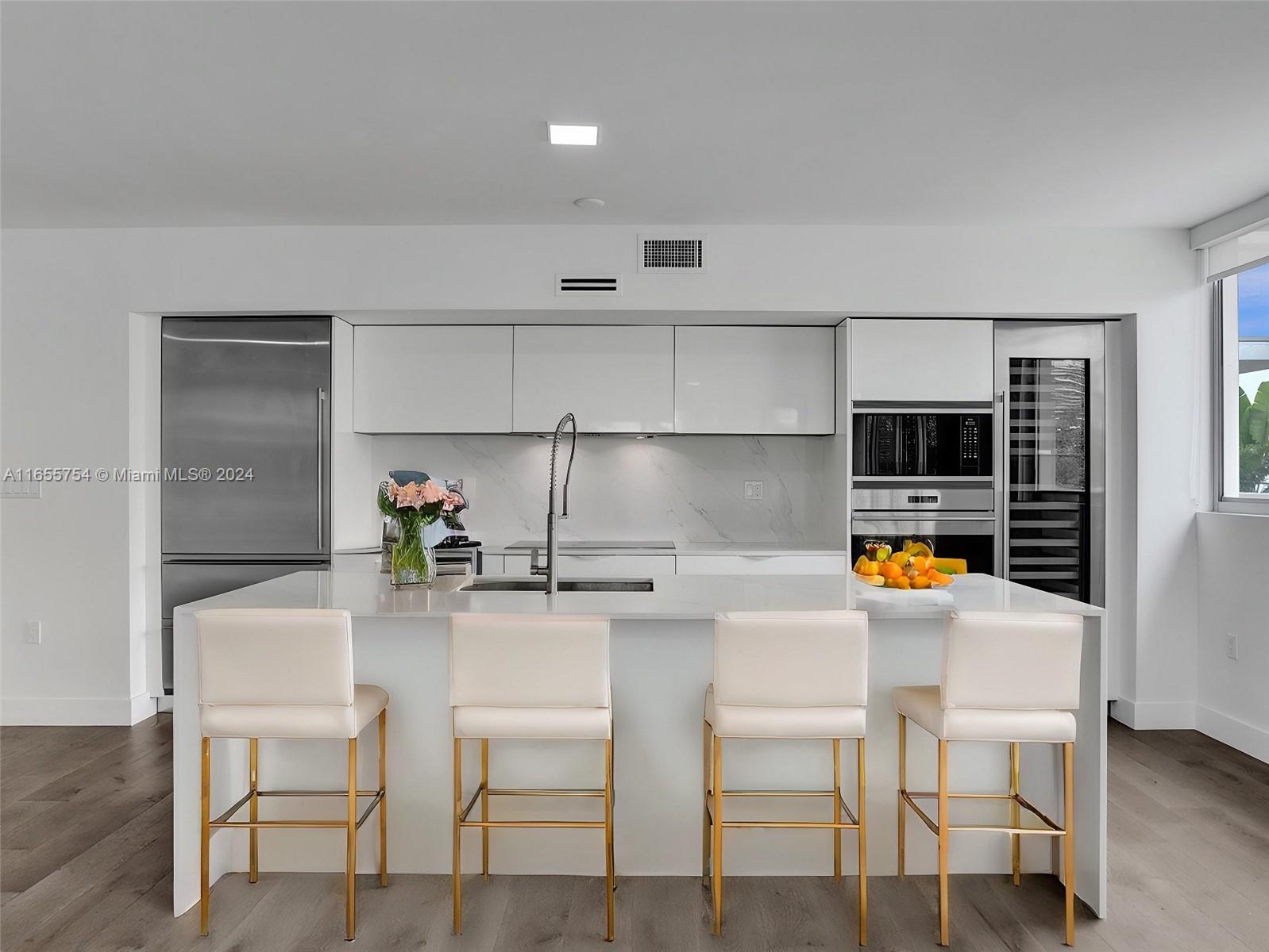 BIJOU BAY HARBOR CONDO - Residential