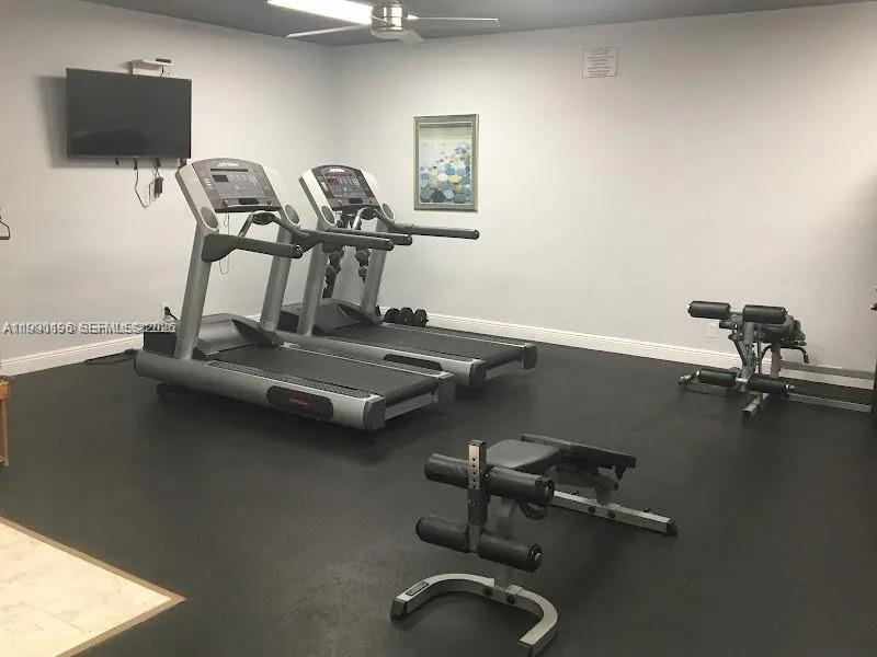 VILLAS AT CARRIAGE HILLS - Residential