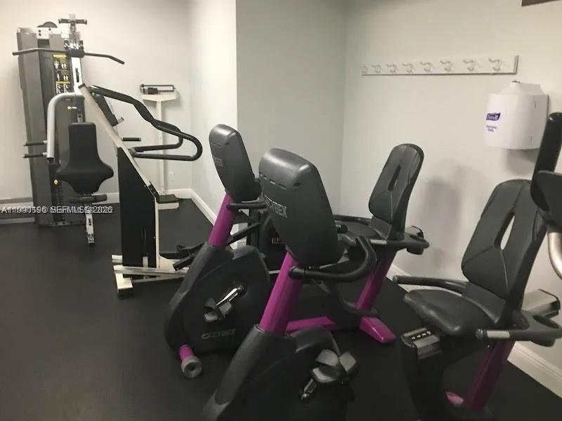 VILLAS AT CARRIAGE HILLS - Residential