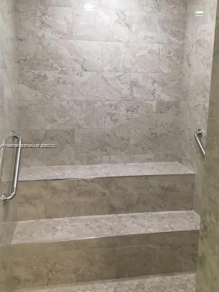 VILLAS AT CARRIAGE HILLS - Residential