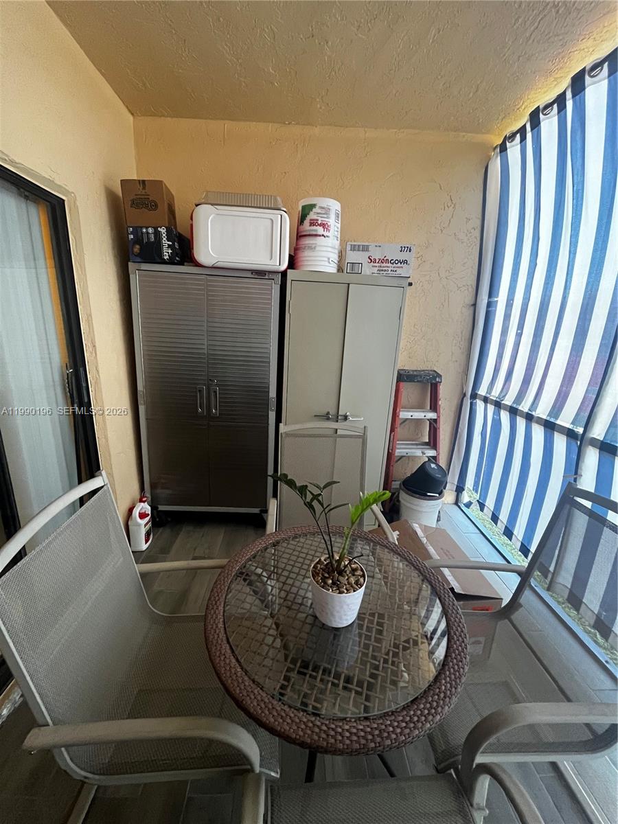 VILLAS AT CARRIAGE HILLS - Residential