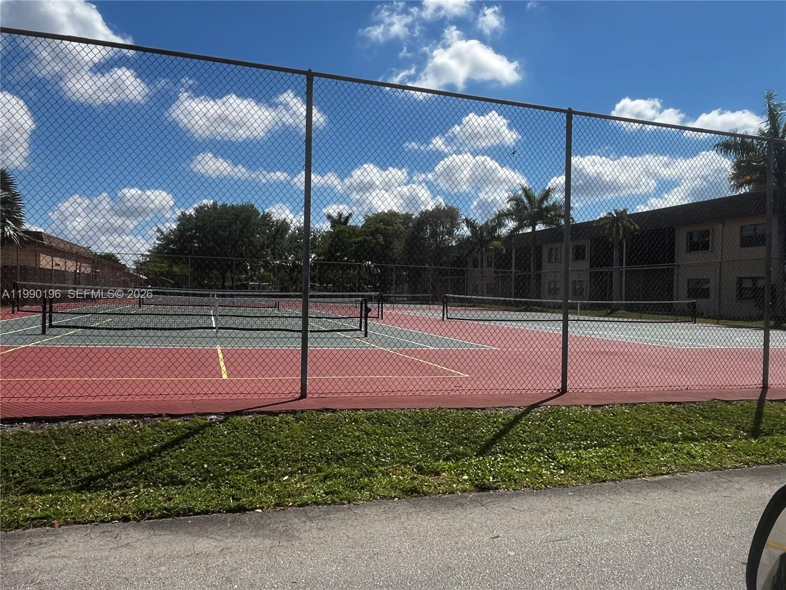 VILLAS AT CARRIAGE HILLS - Residential