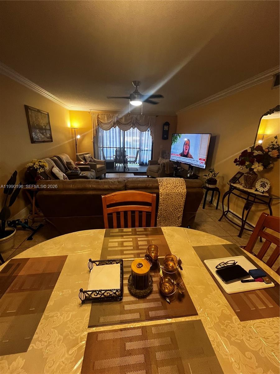 VILLAS AT CARRIAGE HILLS - Residential