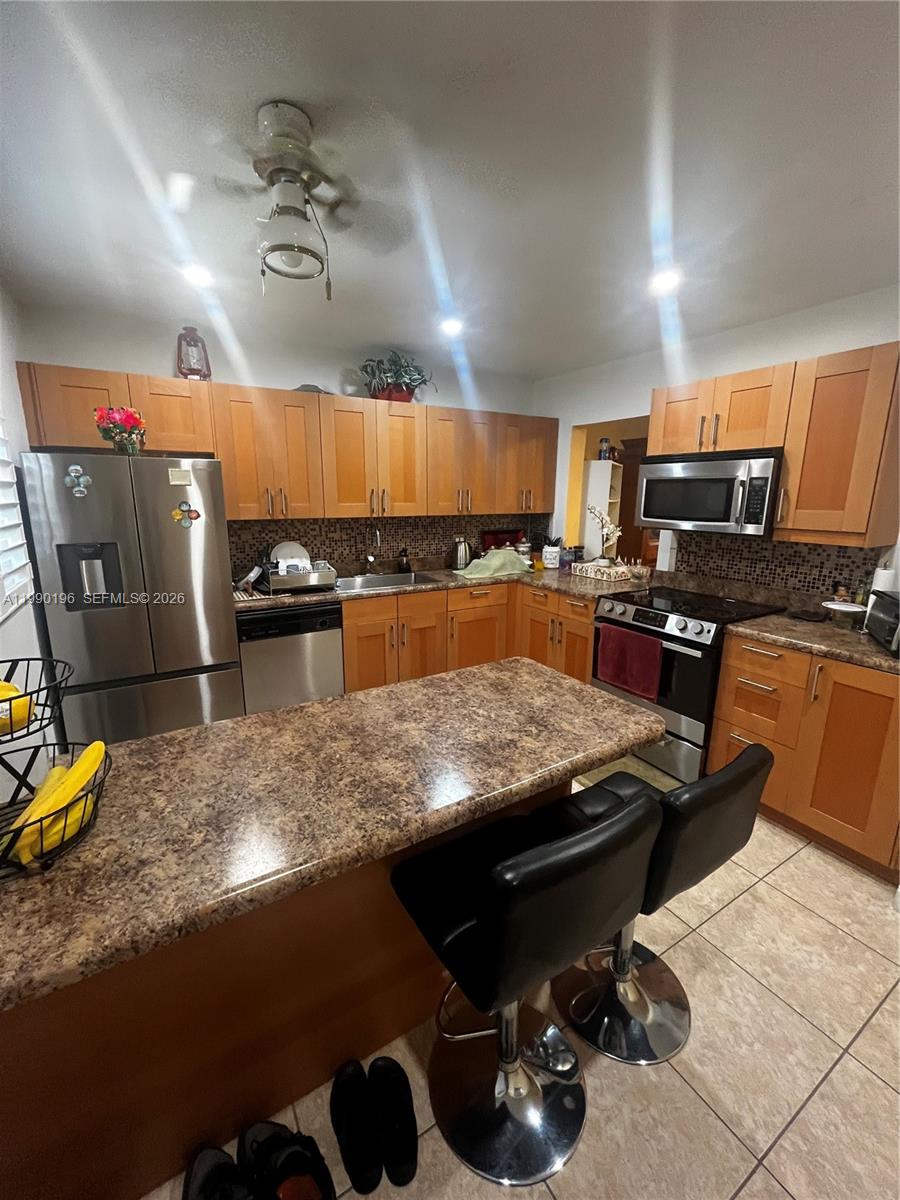 VILLAS AT CARRIAGE HILLS - Residential