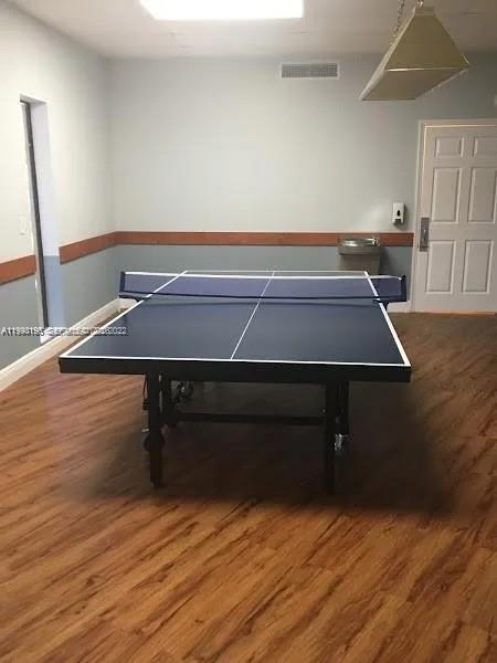 VILLAS AT CARRIAGE HILLS - Residential