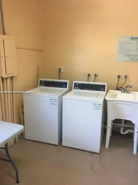 VILLAS AT CARRIAGE HILLS - Residential