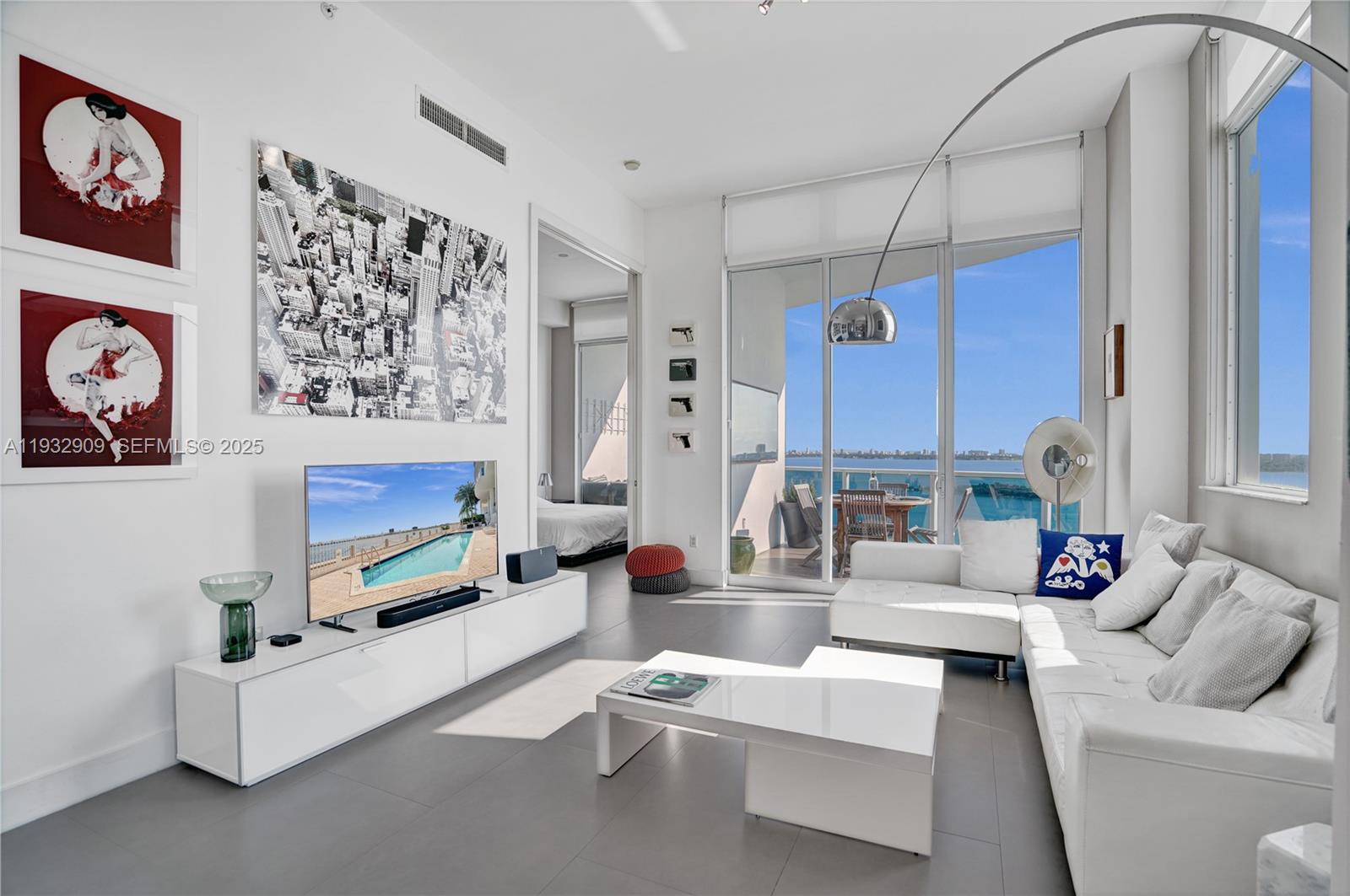 NEW WAVE CONDO - Residential