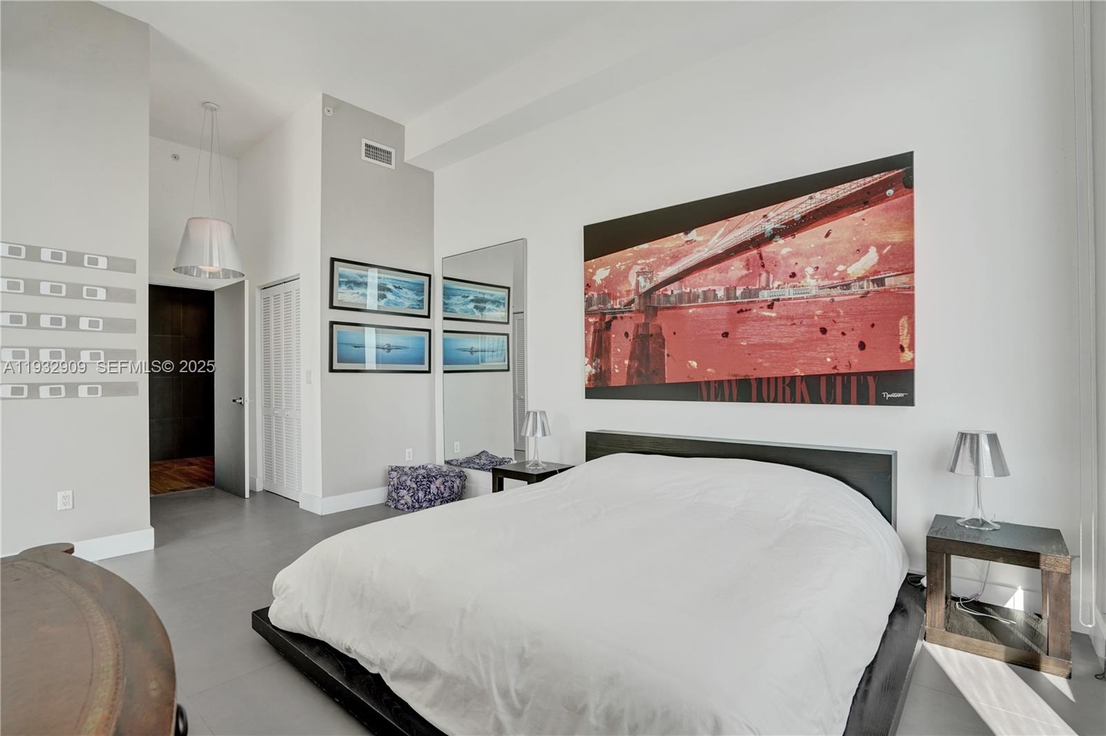 NEW WAVE CONDO - Residential