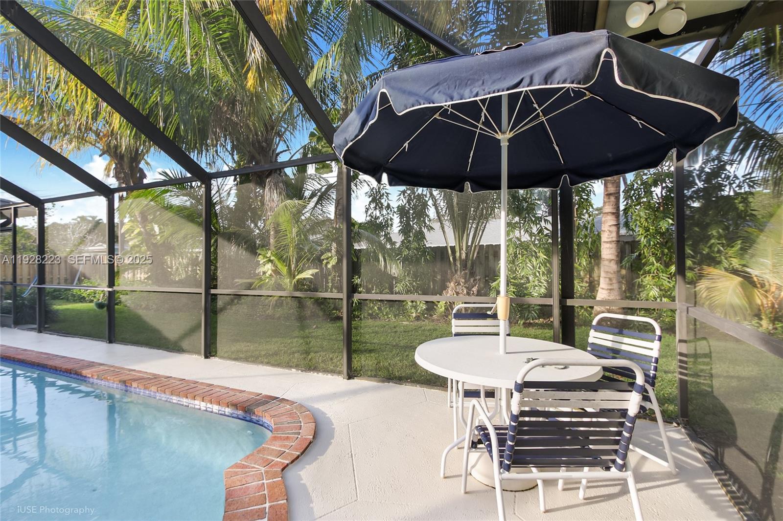 PLANTATIONS SECLUDED GARD - Residential