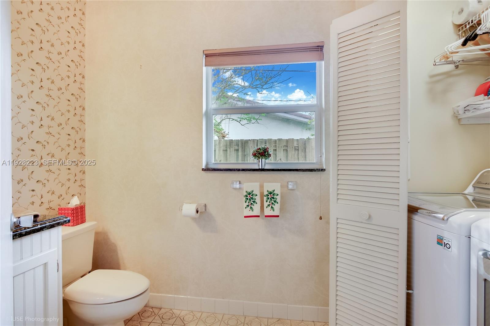 PLANTATIONS SECLUDED GARD - Residential