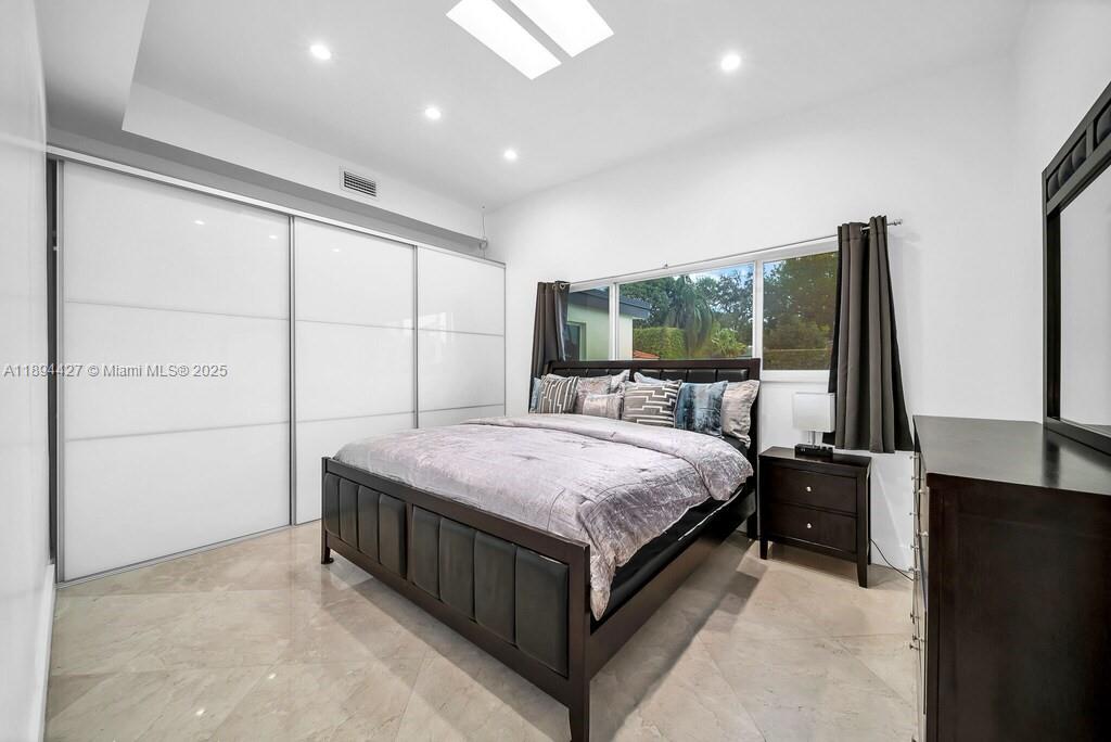 HIGHLAND LAKES SEC 1 - Residential