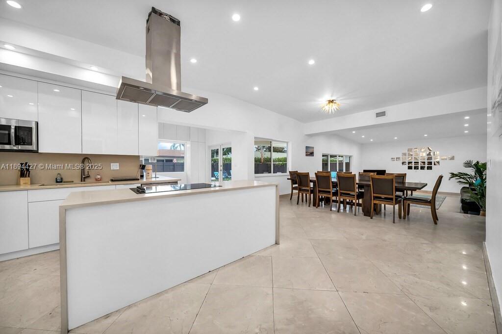 HIGHLAND LAKES SEC 1 - Residential
