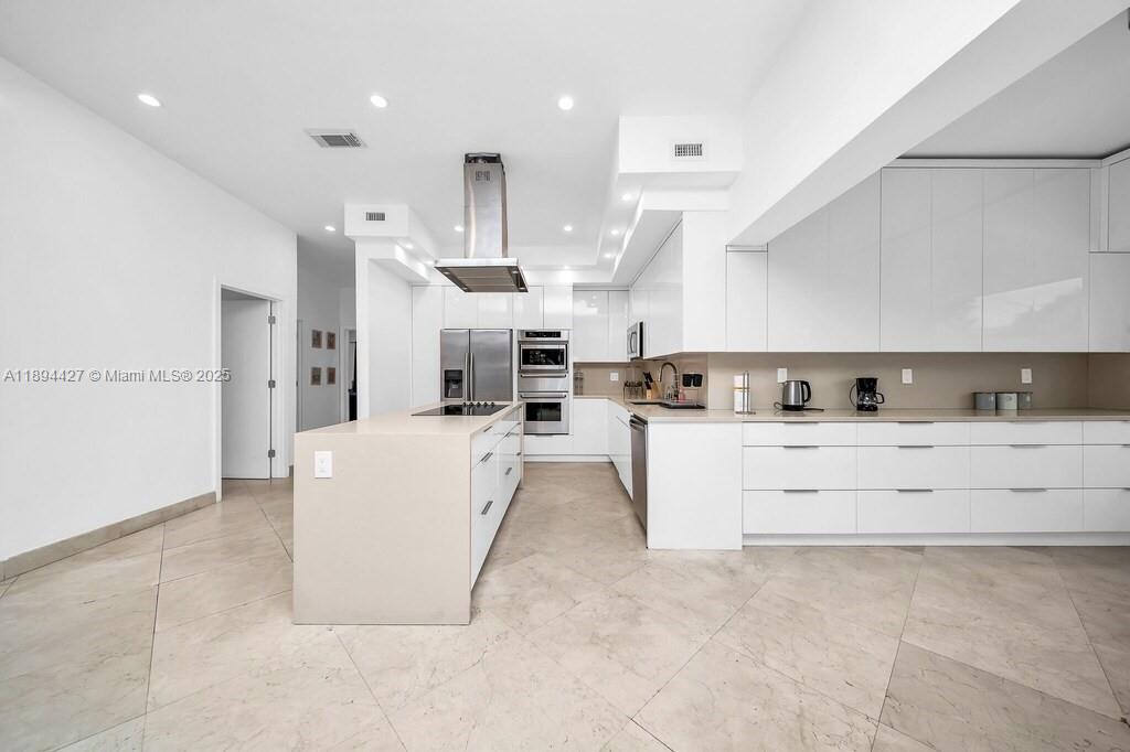 HIGHLAND LAKES SEC 1 - Residential