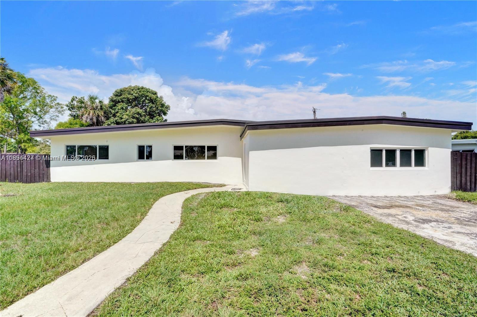 HIGHLAND LAKES SEC 1 - Residential