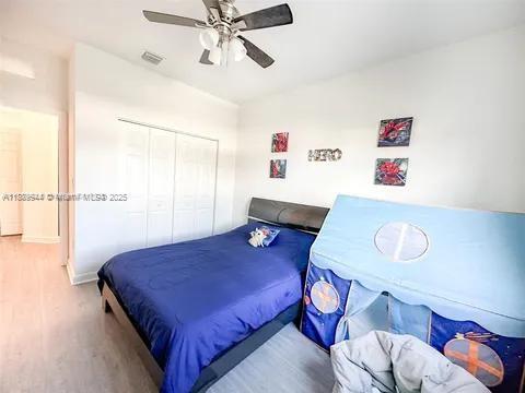 D & B SUBDIVISION - Residential Lease