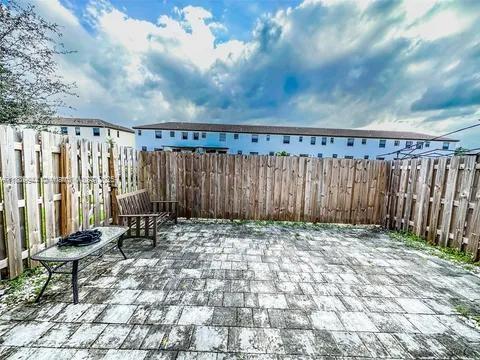 D & B SUBDIVISION - Residential Lease