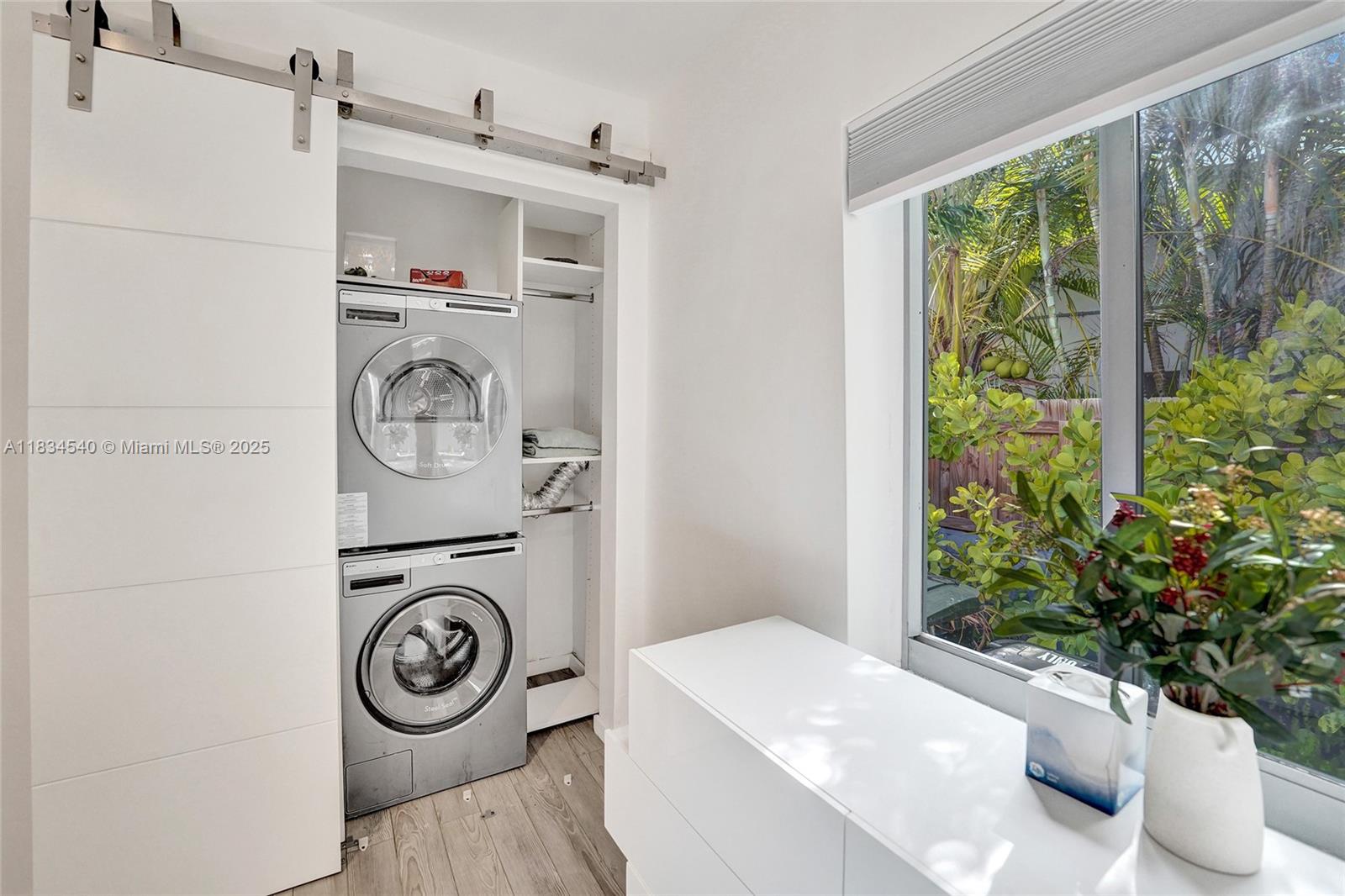 LAS OLAS BY THE SEA EXT - Residential Lease