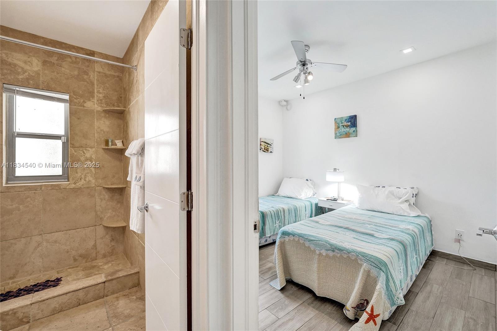 LAS OLAS BY THE SEA EXT - Residential Lease