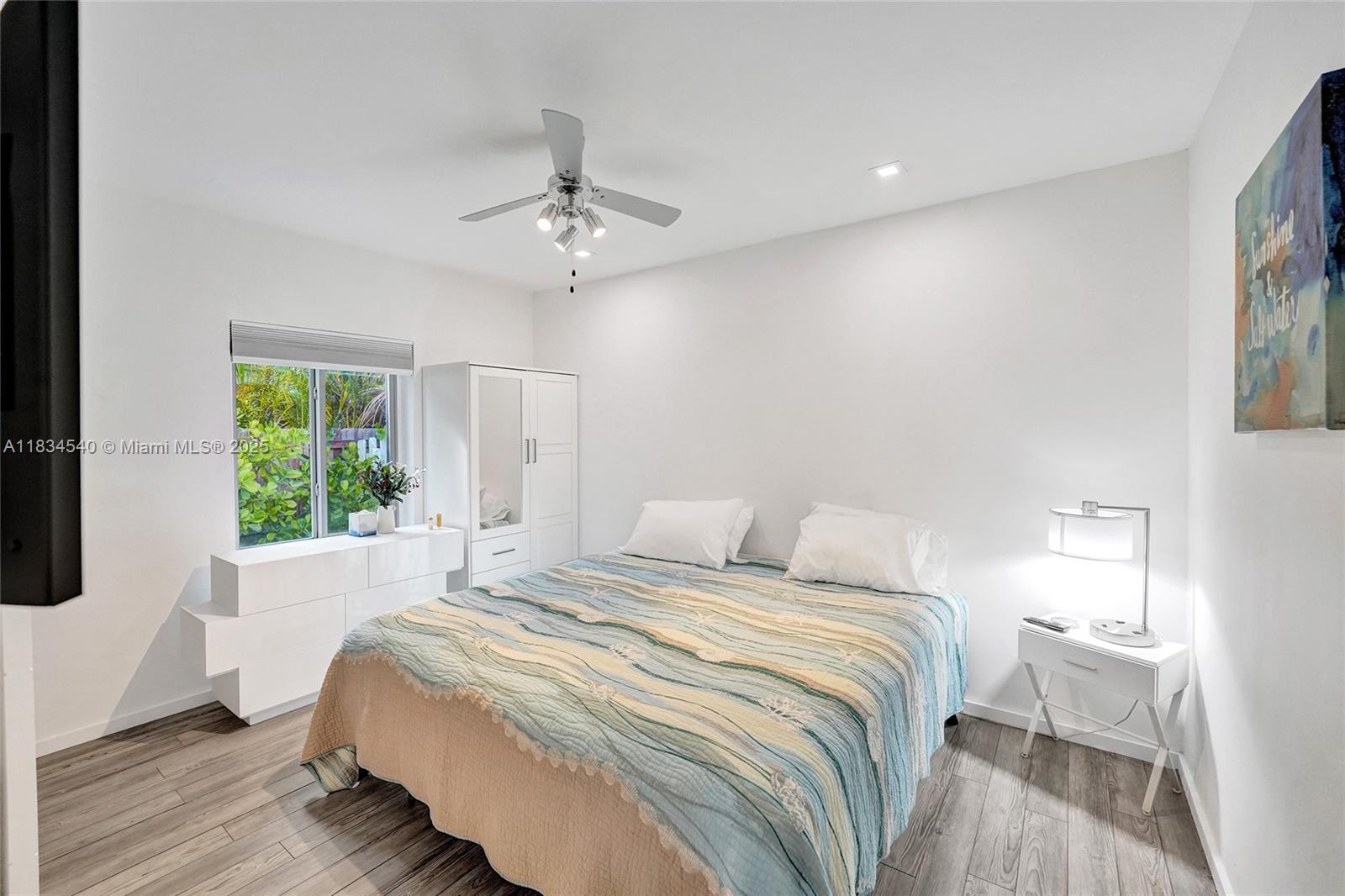 LAS OLAS BY THE SEA EXT - Residential Lease