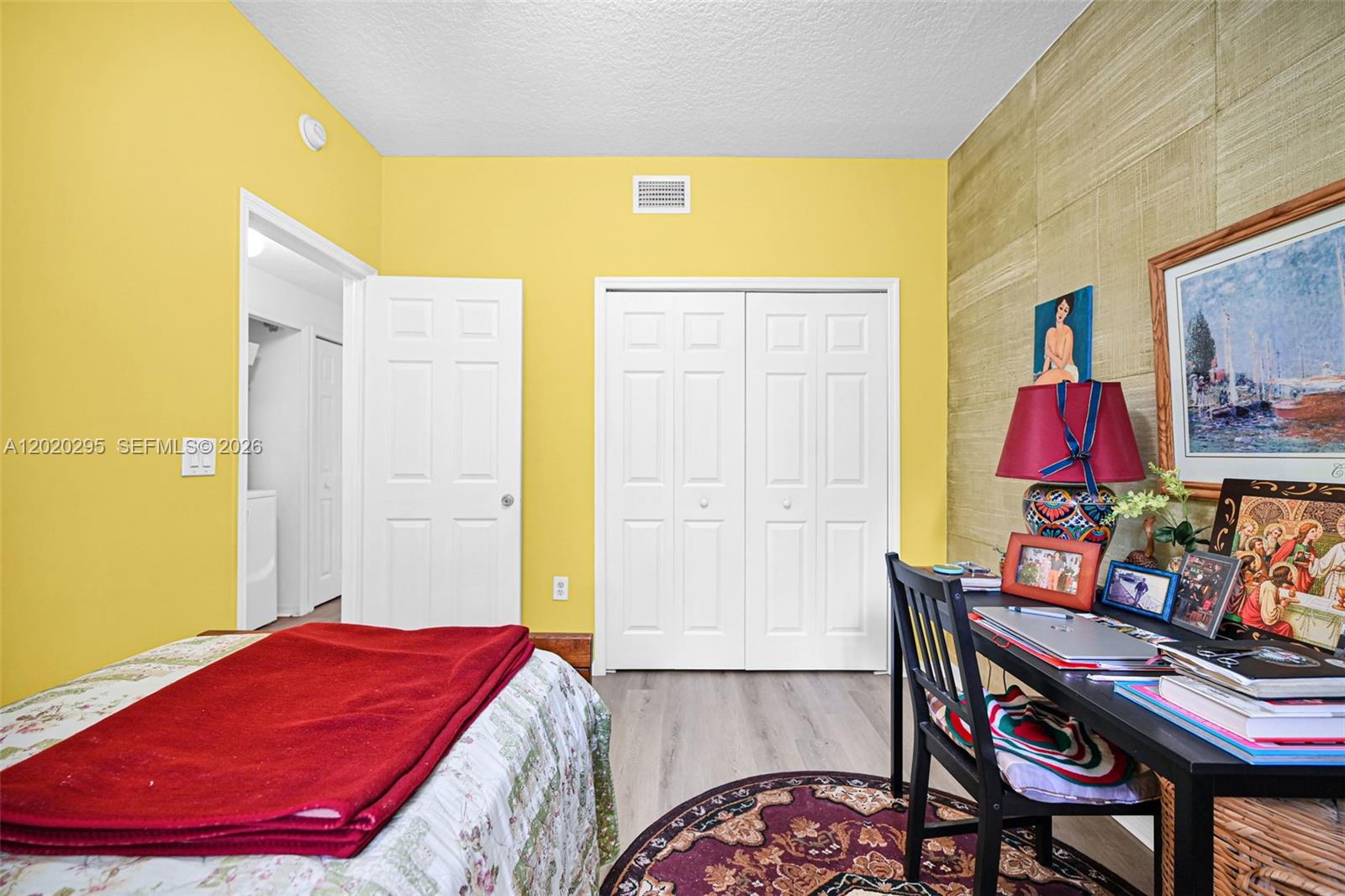 THE COURTS AT DORAL ISLES - Residential