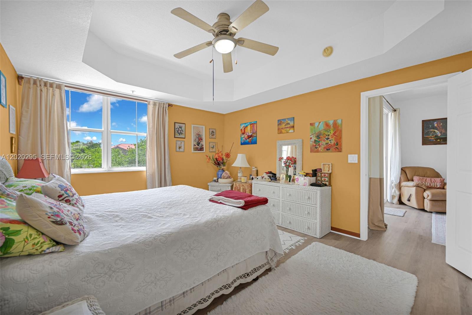 THE COURTS AT DORAL ISLES - Residential