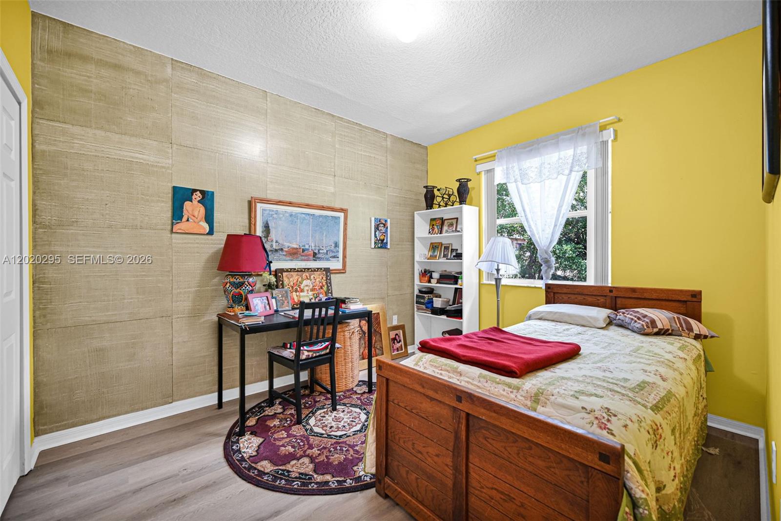 THE COURTS AT DORAL ISLES - Residential