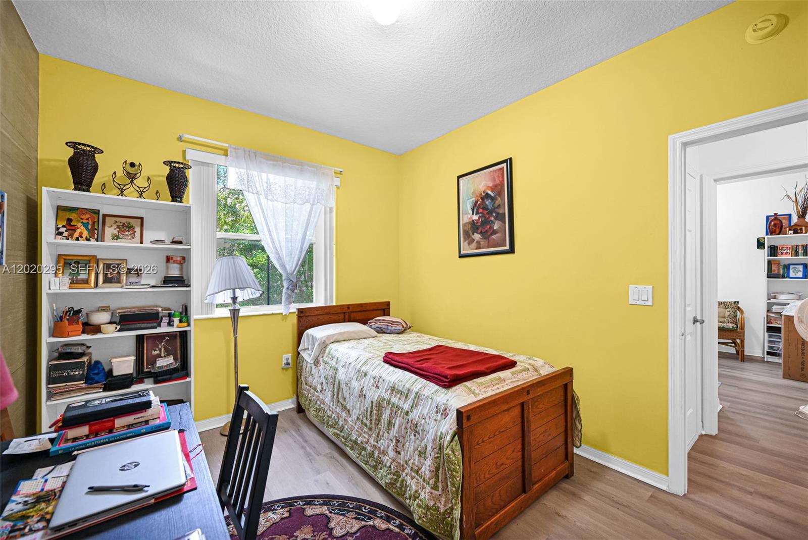 THE COURTS AT DORAL ISLES - Residential