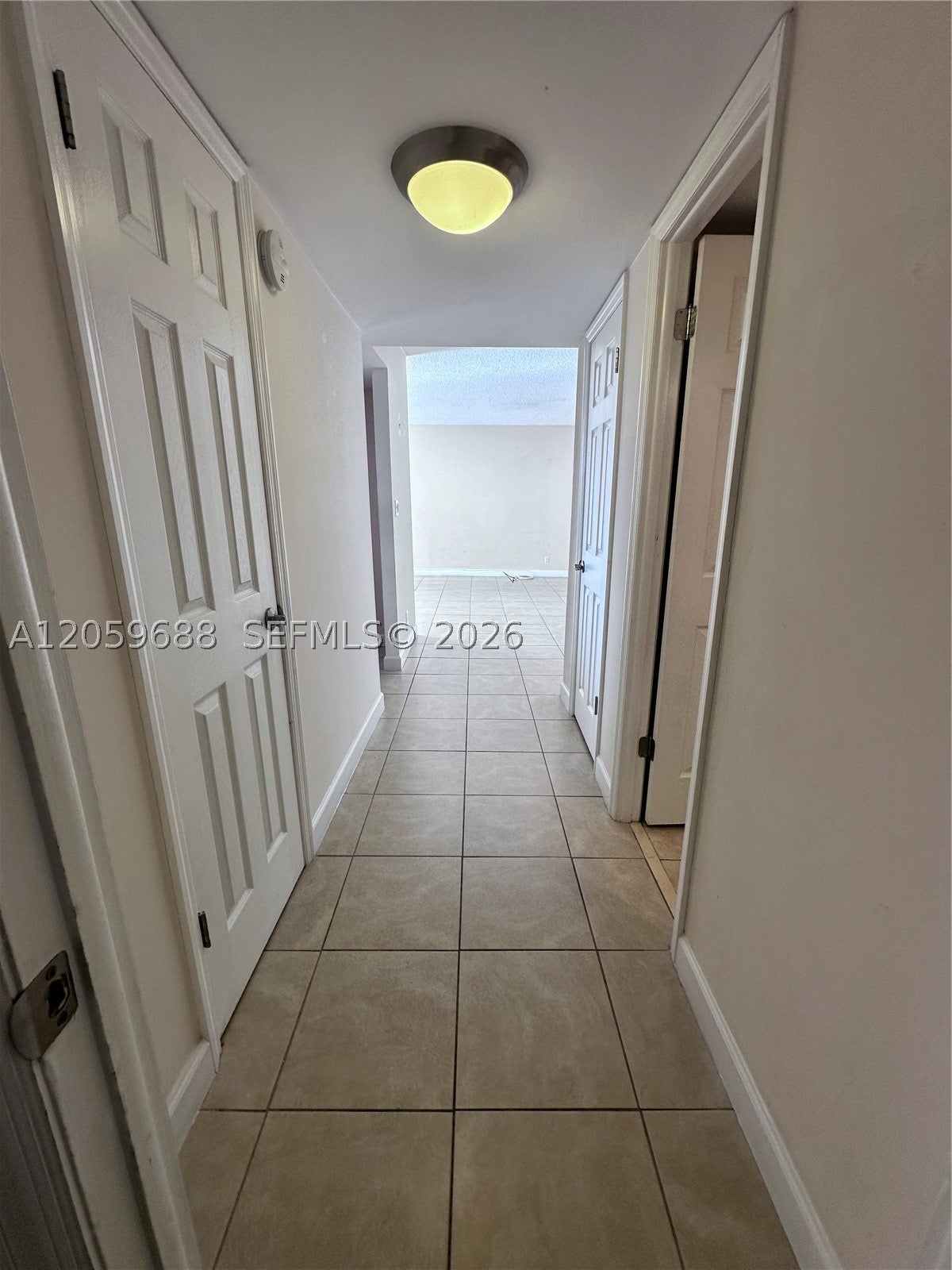 137 Golden Isles Dr 512