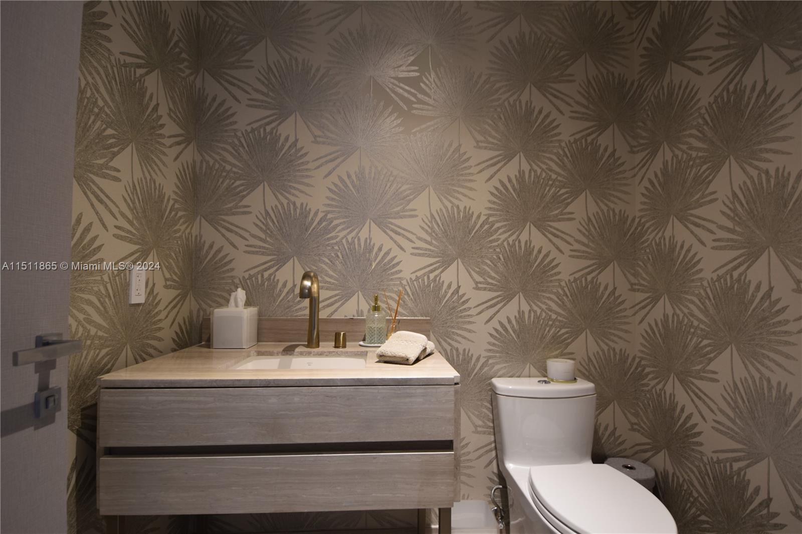 18975 COLLINS CONDO - Residential