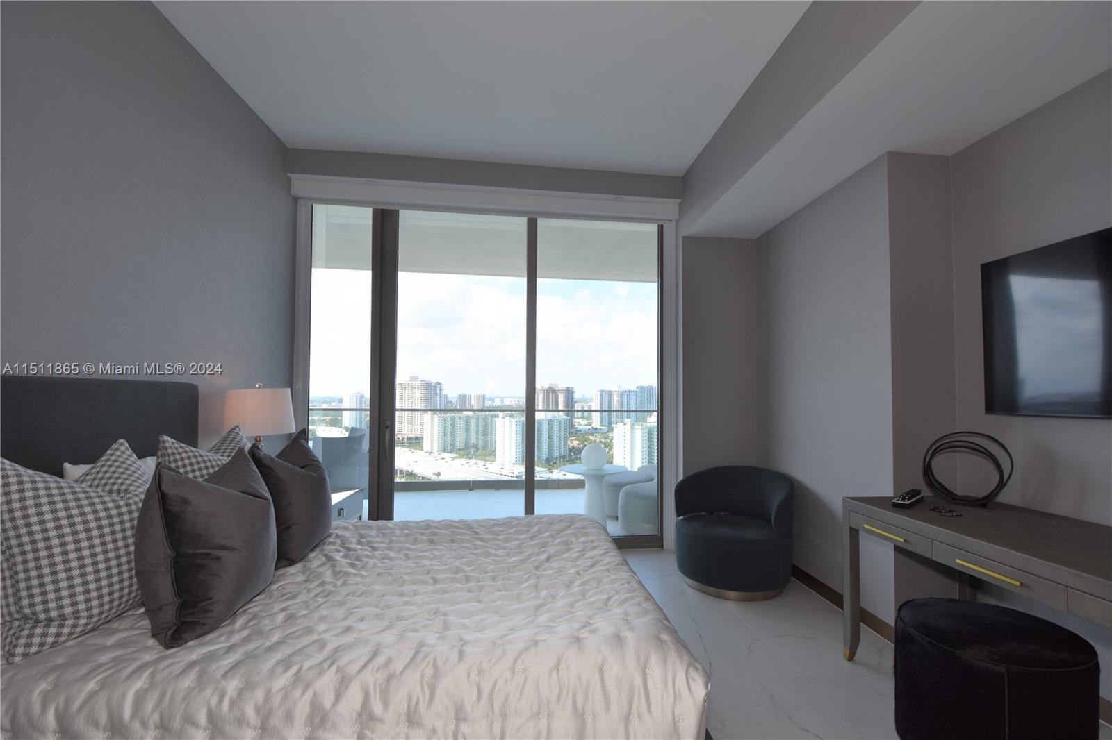 18975 COLLINS CONDO - Residential